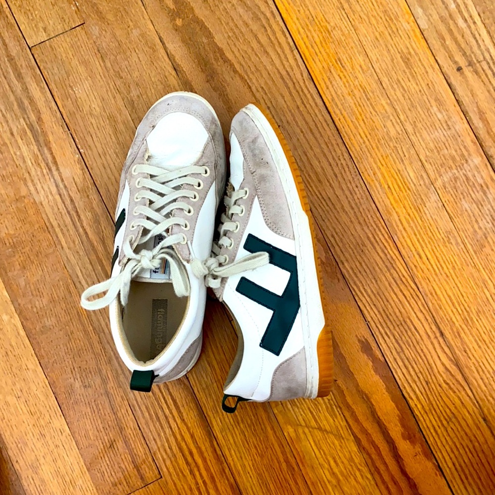 size 7 FLAMINGOS ethical sustainable sneakers in great condition!